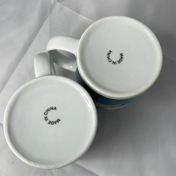 VINTAGE Kmart Animal Coffee Mugs Giraffe Elephant Set of 2 White Graphic 8oz - Picture 4 of 7